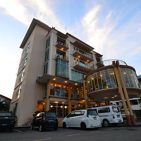 Lanvin Hotel Kota Kinabalu Exterior photo