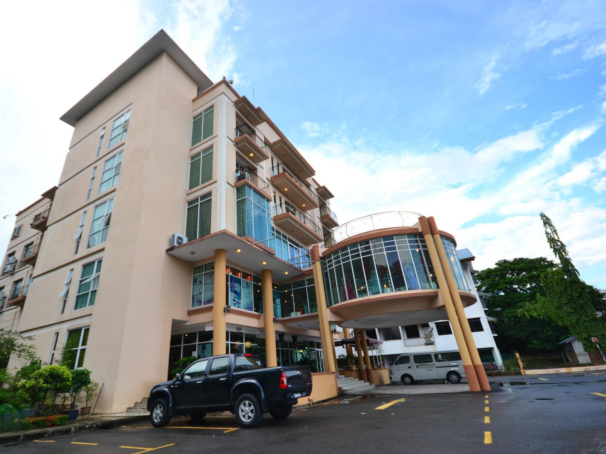 Lanvin Hotel Kota Kinabalu Exterior photo